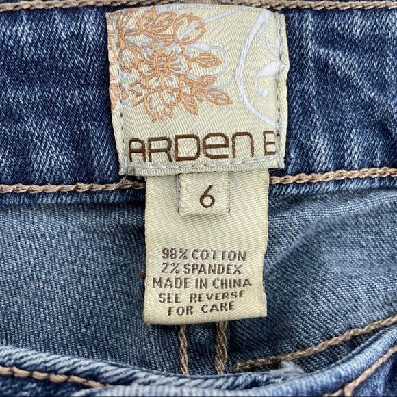 ARDEN B. Skinny Jeans - Medium Wash - Picture 6 of 8